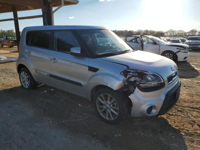 KNDJT2A66D7754432 - 2013 KIA SOUL + SILVER photo 4