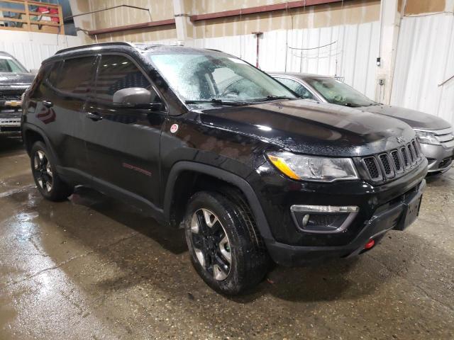 3C4NJDDB5JT232393 - 2018 JEEP COMPASS TRAILHAWK BLACK photo 4