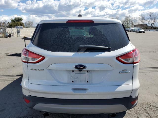 1FMCU0GX1GUC43934 - 2016 FORD ESCAPE SE WHITE photo 6