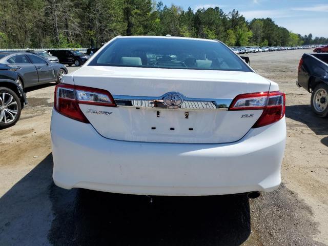 4T1BF1FK7EU863394 - 2014 TOYOTA CAMRY L WHITE photo 6