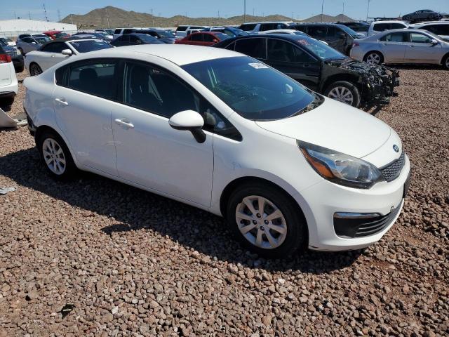 KNADM4A39G6560481 - 2016 KIA RIO LX WHITE photo 4