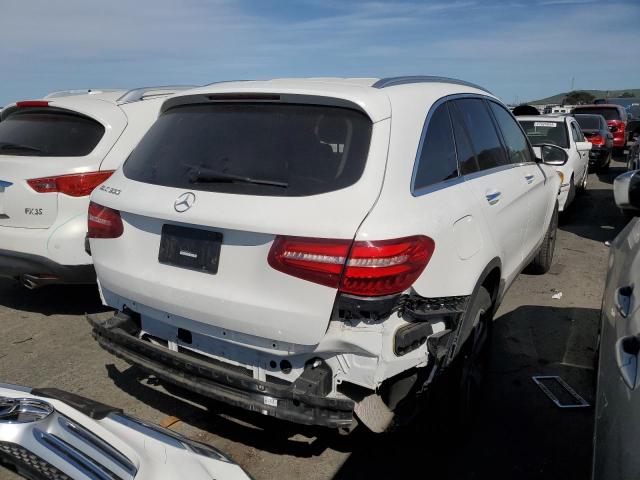 WDC0G4JB1KV117878 - 2019 MERCEDES-BENZ GLC 300 WHITE photo 3