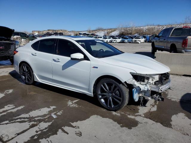 19UUB3F68JA000902 - 2018 ACURA TLX TECH+A WHITE photo 4