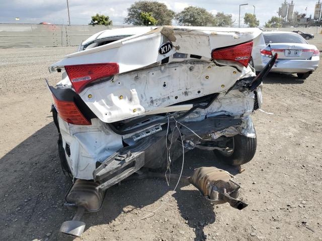 5XXGM4A74DG135685 - 2013 KIA OPTIMA LX SILVER photo 6