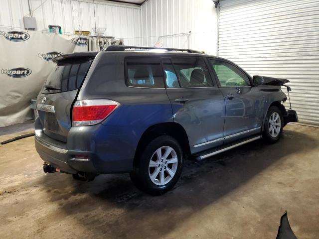 5TDZK3EH3DS111503 - 2013 TOYOTA HIGHLANDER BASE GRAY photo 3