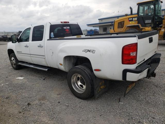 1GT426C87CF137390 - 2012 GMC SIERRA K3500 DENALI WHITE photo 2