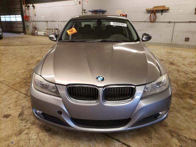 WBAPG7C5XBA795322 - 2011 BMW 3 SERIES I GRAY photo 5