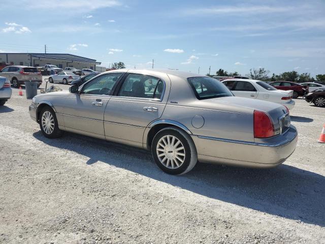 1LNHM81W93Y601823 - 2003 LINCOLN TOWN CAR EXECUTIVE TAN photo 2