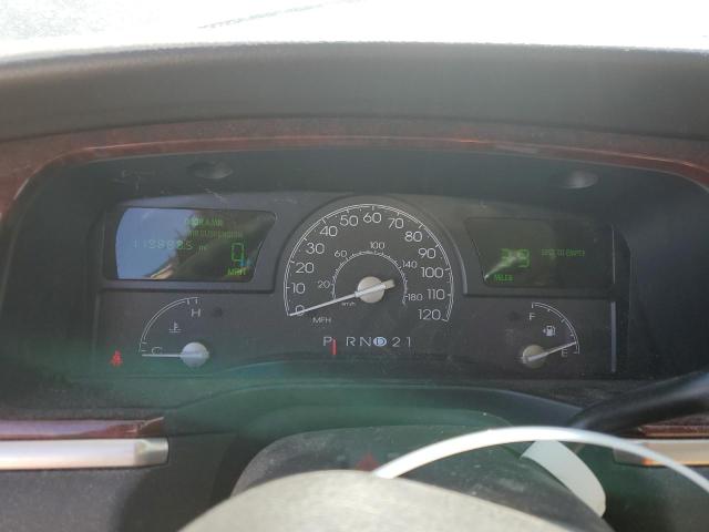 1LNHM81W93Y601823 - 2003 LINCOLN TOWN CAR EXECUTIVE TAN photo 9