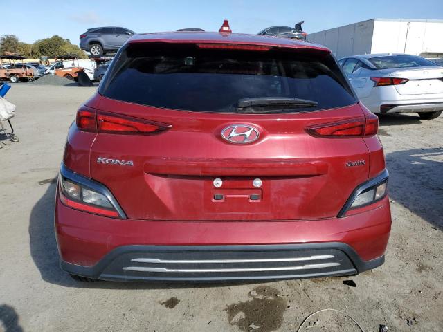 KM8K23AG4PU180016 - 2023 HYUNDAI KONA SE BURGUNDY photo 6