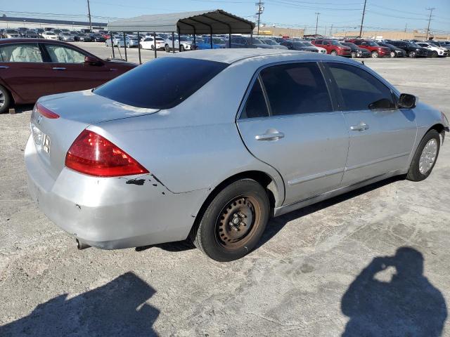 1HGCM56436A183939 - 2006 HONDA ACCORD LX SILVER photo 3