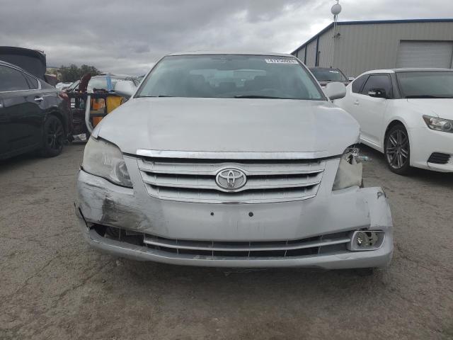 4T1BK36B25U056451 - 2005 TOYOTA AVALON XL SILVER photo 5