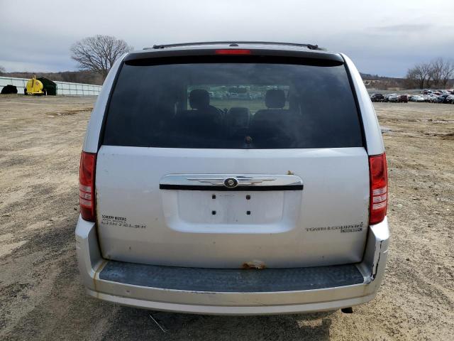 2A4RR5D14AR102917 - 2010 CHRYSLER TOWN & COU TOURING SILVER photo 6