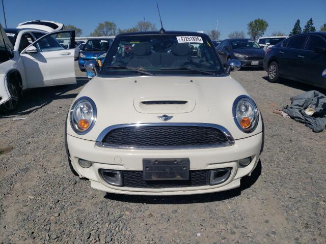 WMWZP3C51BTX84196 - 2011 MINI COOPER S WHITE photo 5