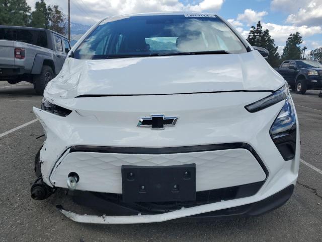 1G1FW6S06P4192805 - 2023 CHEVROLET BOLT EV 1LT WHITE photo 5