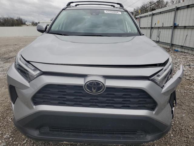 2T3W1RFV8PC232920 - 2023 TOYOTA RAV4 XLE SILVER photo 5