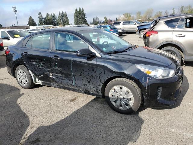 3KPA24AB5JE060094 - 2018 KIA RIO LX BLACK photo 4