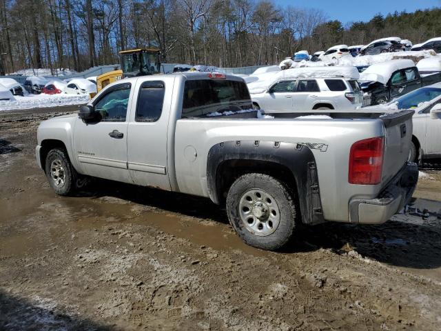 1GCSKREA5AZ161191 - 2010 CHEVROLET SILVERADO K1500 LS SILVER photo 2