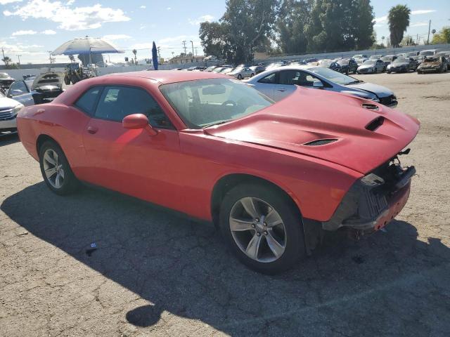 2C3CDZAGXFH878111 - 2015 DODGE CHALLENGER SXT RED photo 4