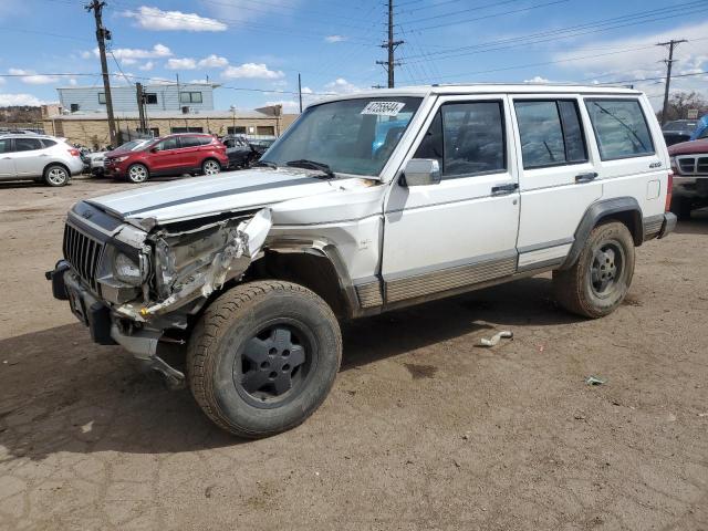 1990 JEEP CHEROKEE LAREDO, 