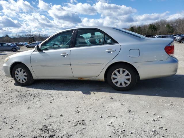 4T1BE32K15U506796 - 2005 TOYOTA CAMRY LE SILVER photo 2