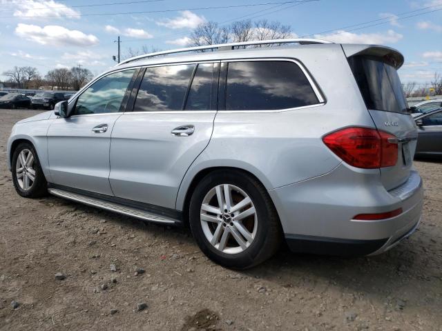 4JGDF7CE4DA252605 - 2013 MERCEDES-BENZ GL 450 4MATIC SILVER photo 2