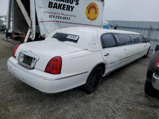 1L1FM81W2YY798737 - 2000 LINCOLN TOWN CAR EXECUTIVE WHITE photo 3