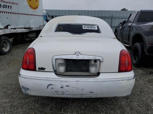 1L1FM81W2YY798737 - 2000 LINCOLN TOWN CAR EXECUTIVE WHITE photo 6