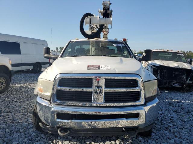 3C7WDMAL4CG105481 - 2012 DODGE RAM 5500 ST WHITE photo 5