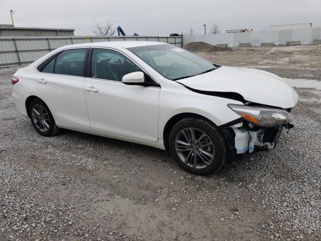 4T1BF1FK5HU449261 - 2017 TOYOTA CAMRY LE WHITE photo 4