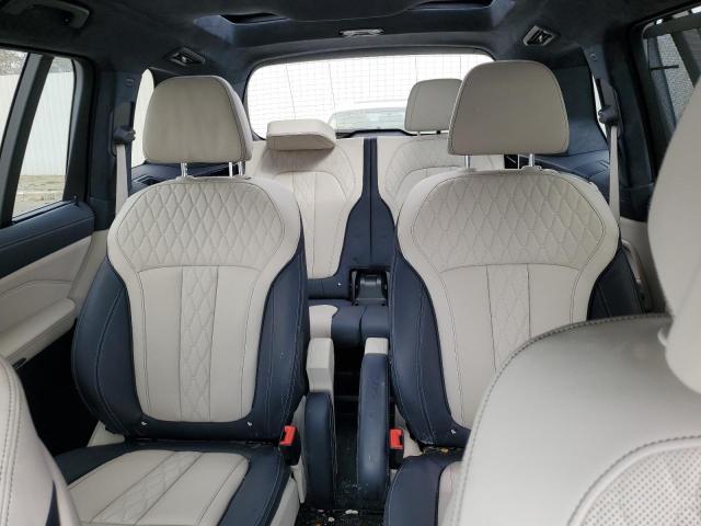 5UXCX4C57KLS36586 - 2019 BMW X7 XDRIVE50I WHITE photo 10