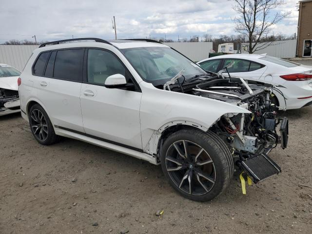 5UXCX4C57KLS36586 - 2019 BMW X7 XDRIVE50I WHITE photo 4