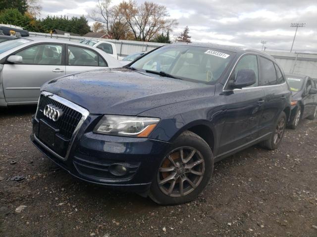 WA1LKAFP5AA082007 - 2010 AUDI Q5 PREMIUM PLUS BLUE photo 2