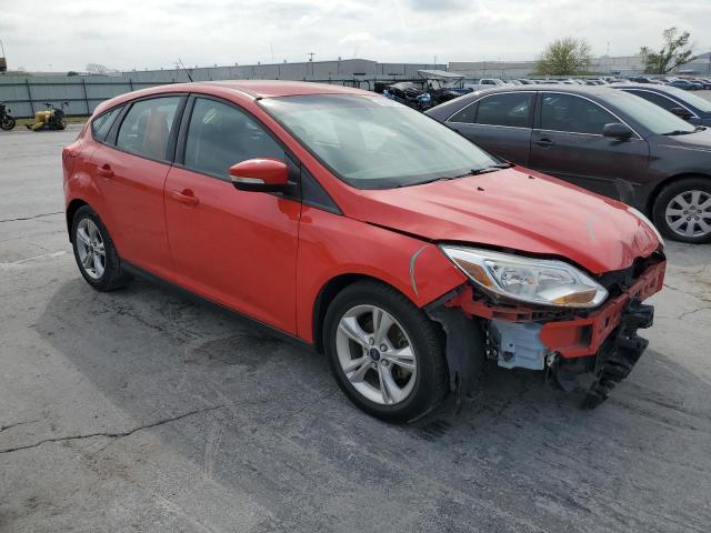 1FADP3K29EL323553 - 2014 FORD FOCUS SE RED photo 4