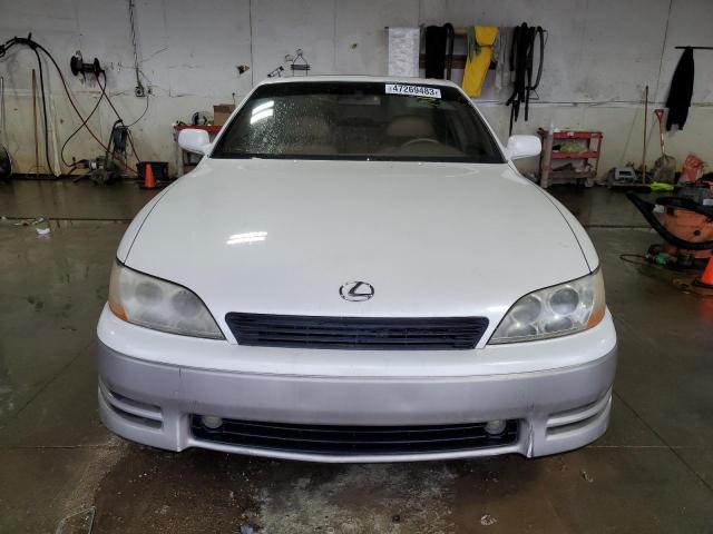 JT8VK13T4P0218513 - 1993 LEXUS ES 300 WHITE photo 5