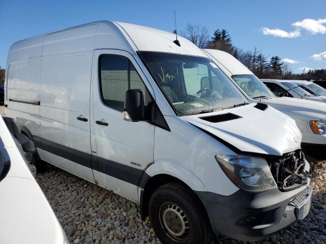 WD3PE7DC6F5945344 - 2015 MERCEDES-BENZ SPRINTER 2500 WHITE photo 4