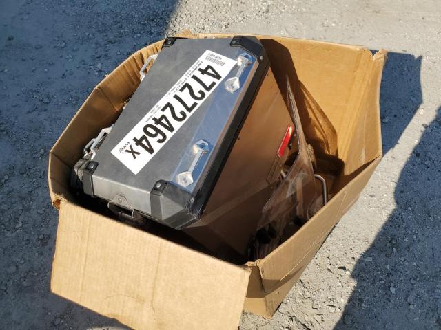 WB10J530XLZF79424 - 2020 BMW R 1250 GS ADVENTURE WHITE photo 8