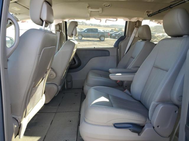 2C4RC1CGXFR742594 - 2015 CHRYSLER TOWN & COU TOURING L GOLD photo 11