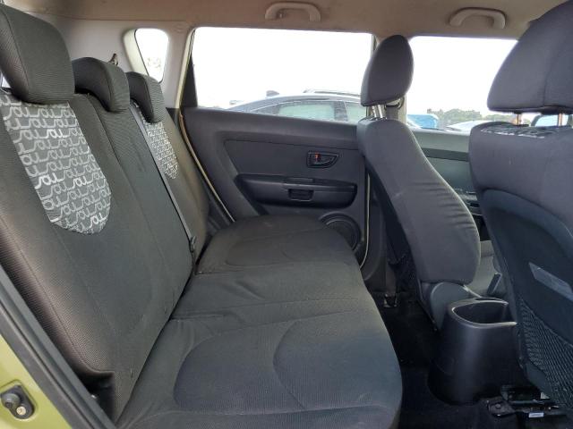 KNDJT2A24A7047645 - 2010 KIA SOUL + GREEN photo 10