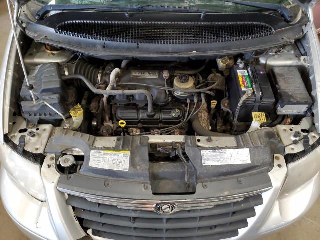 2A4GP54L26R829625 - 2006 CHRYSLER TOWN & COU TOURING SILVER photo 12