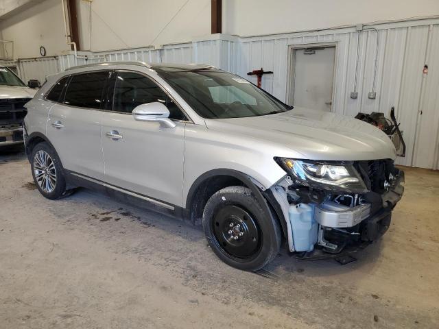 2LMTJ8LR5GBL44256 - 2016 LINCOLN MKX RESERVE SILVER photo 4