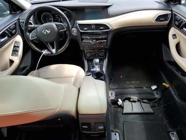 SJKCH5CR7JA044597 - 2018 INFINITI QX30 BASE Schwarz Foto 8