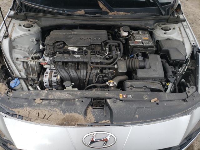 5NPLM4AG2MH007173 - 2021 HYUNDAI ELANTRA SEL SILVER photo 11