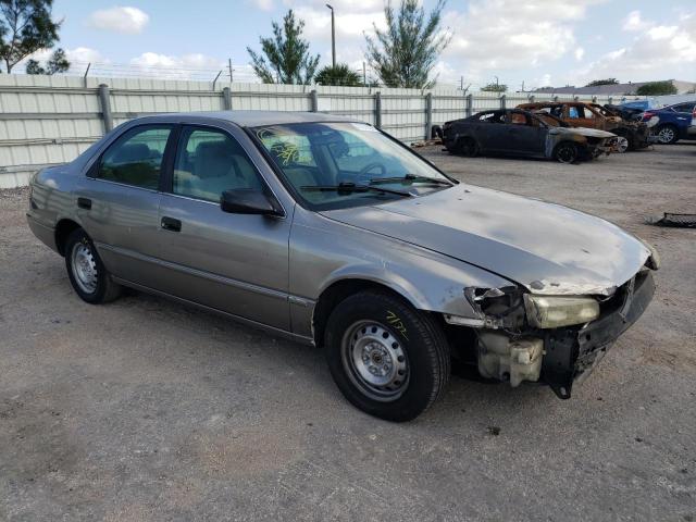 4T1BG28K1XU541045 - 1999 TOYOTA CAMRY CE TAN photo 4