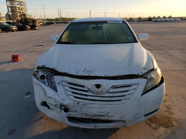 JTNBE46K473078599 - 2007 TOYOTA CAMRY CE WHITE photo 5