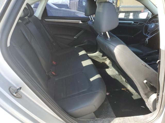 1VWDT7A39HC078746 - 2017 VOLKSWAGEN PASSAT R-LINE Gümüş foto 10