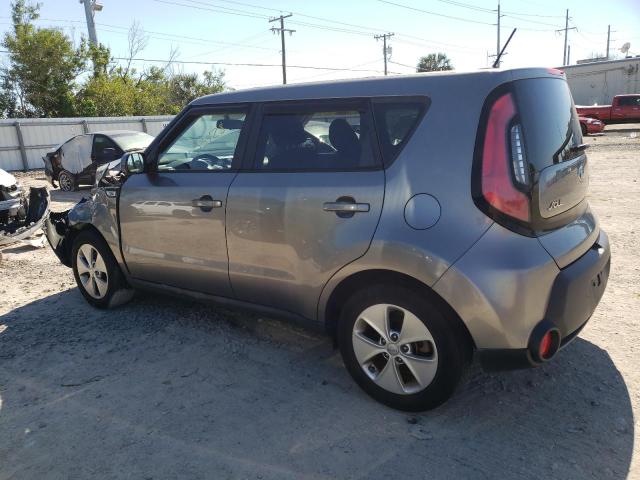 KNDJN2A20F7182882 - 2015 KIA SOUL GRAY photo 2