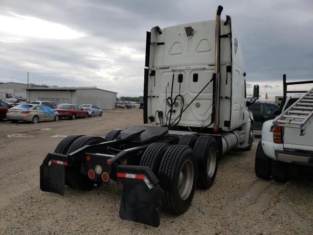 1FUJGLDR8BSAV3557 - 2011 FREIGHTLINER CASCADIA WHITE photo 4