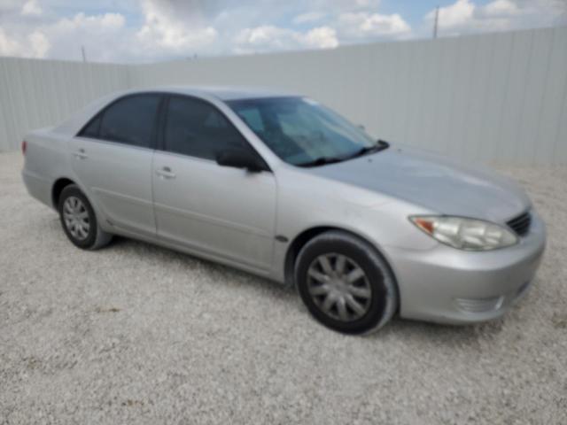 4T1BE32K85U601260 - 2005 TOYOTA CAMRY LE SILVER photo 4