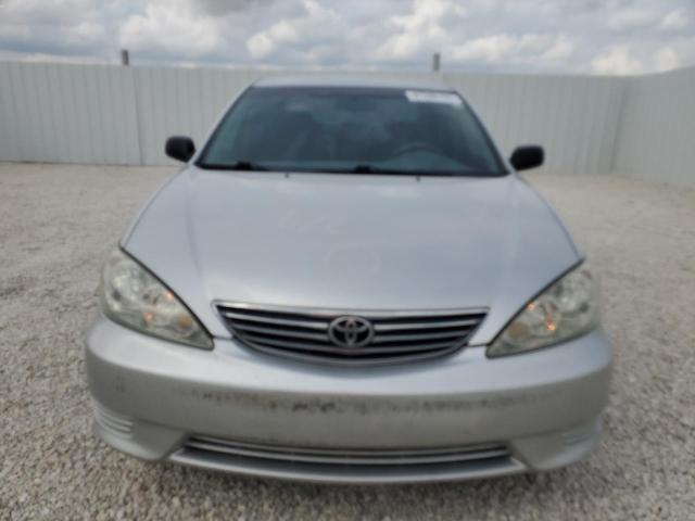 4T1BE32K85U601260 - 2005 TOYOTA CAMRY LE SILVER photo 5